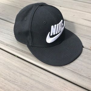 Nike snapback hat
