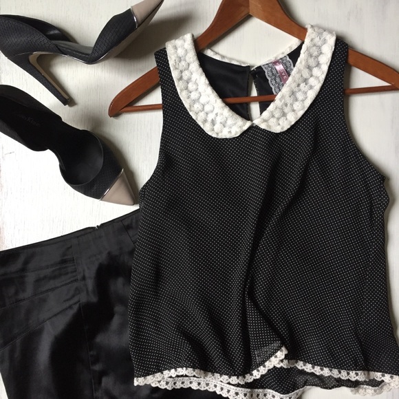 Tops - Mouve sleeveless top; size S Tops - Mouve sleeveless top; size S