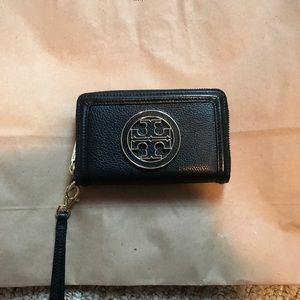 Tory Burch wallet