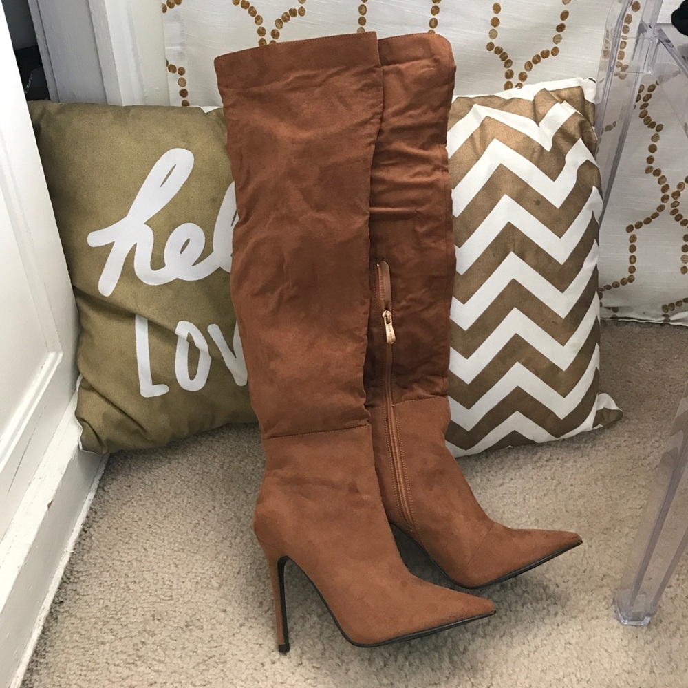 Fall suede boots