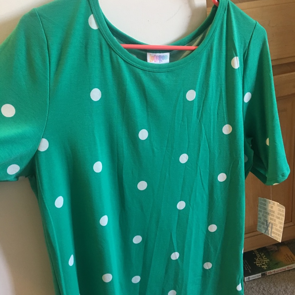 Lularoe XL Gigi green with white polka dot