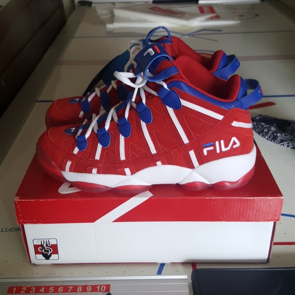 📣🔥RARE! Fila SPAGHETTI Sixers shoes. DEADSTK💯🚨