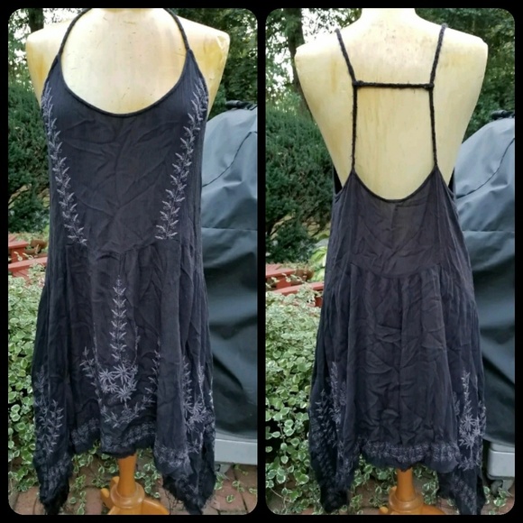 💣SOLD💥🌈 free People Meadows  Medallion Shark bite dress - Picture 3 of 8