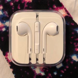 Apple EarPods