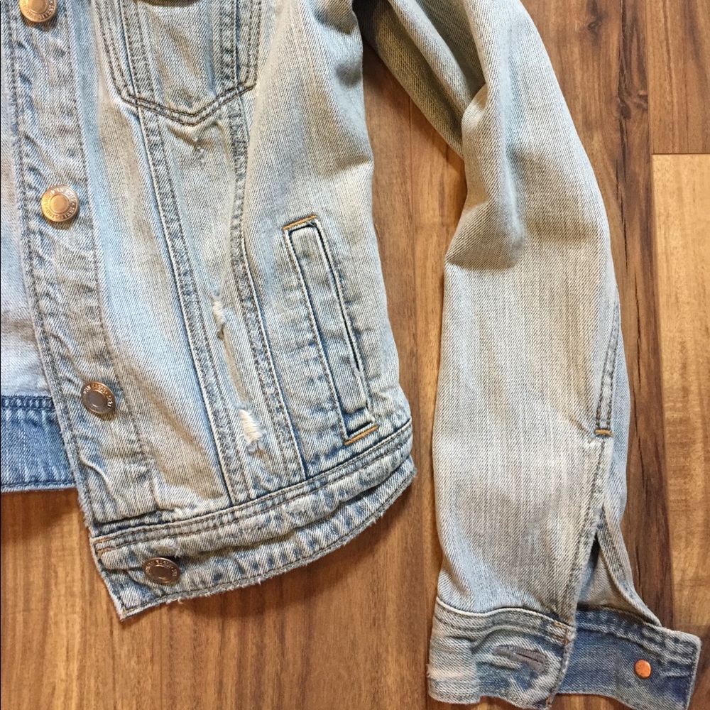 Distressed American eagle jacket - Picture 3 of 4