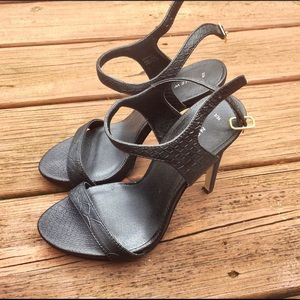 High heel sandals