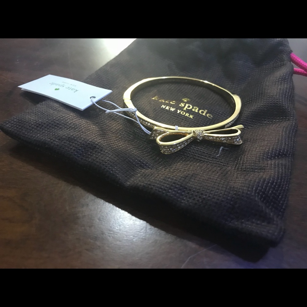 Kate Spade Love Notes Take A Bow Bangle Bracelet