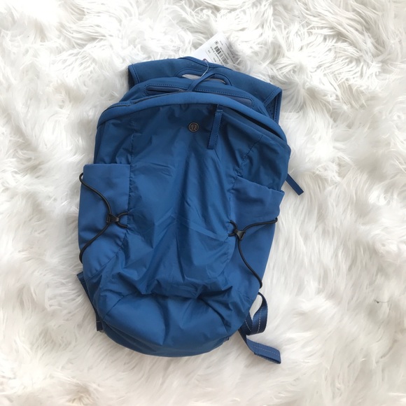 • Lululemon • Run All Day Backpack Royal Blue New - Picture 4 of 8