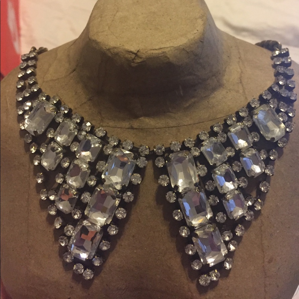 Banana Republic Collar Necklace