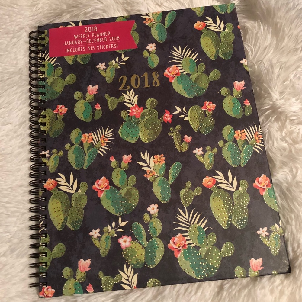 🚫SOLD ON Ⓜ️🚫New Trendy 2018 Cactus Print Planner - Picture 1 of 8
