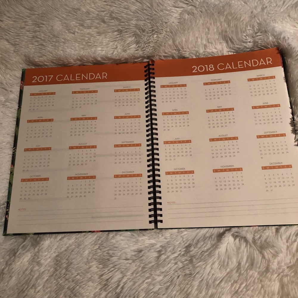 🚫SOLD ON Ⓜ️🚫New Trendy 2018 Cactus Print Planner - Picture 3 of 8