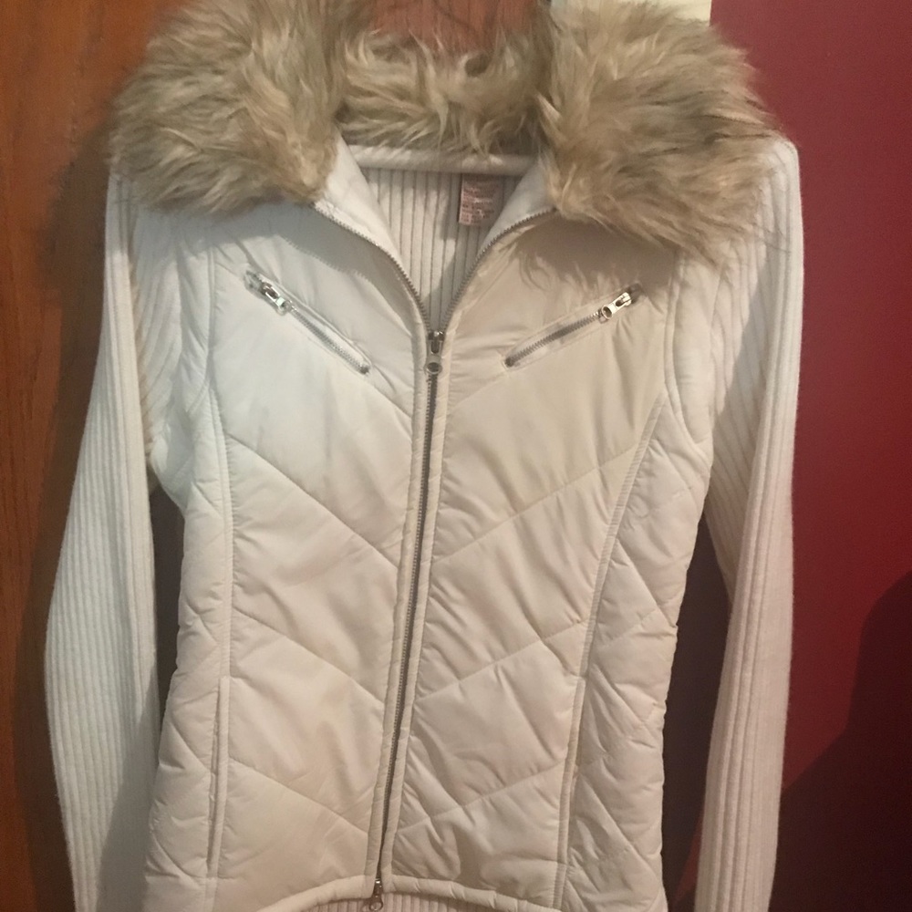 White zip up sweater jacket