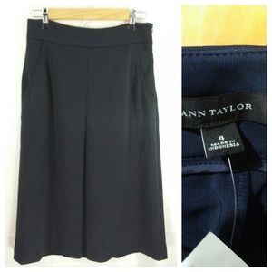 SALE!!! Ann Taylor inverted pleat skirt