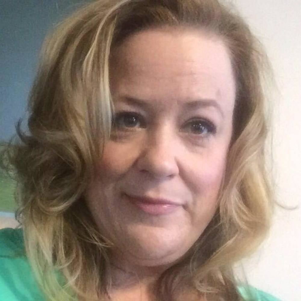 Meet your Posher, Bobbi