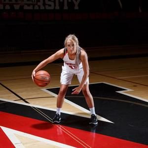 Meet your Posher, Stella