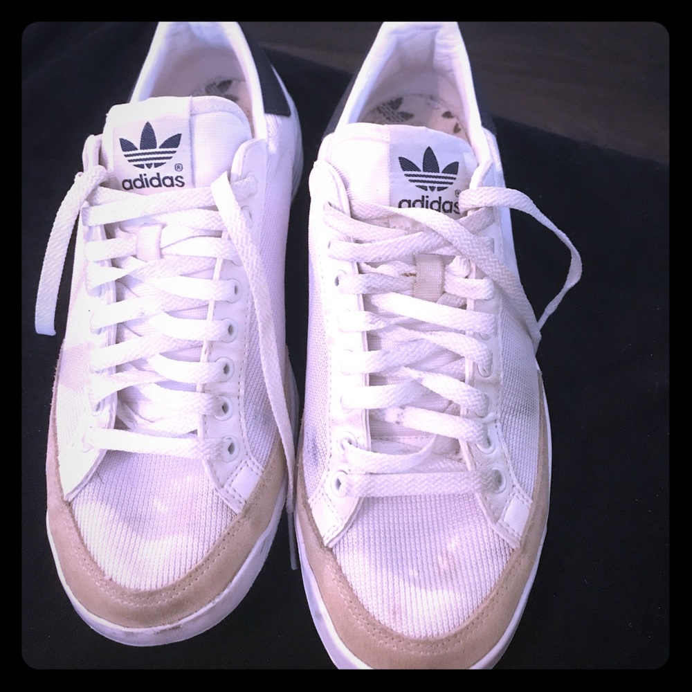 Adidas Sneakers