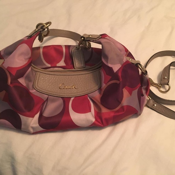 COACH ASHLEY SCARF PRINT HOBO, GOOD PRE-OWNED COND - Picture 3 of 5