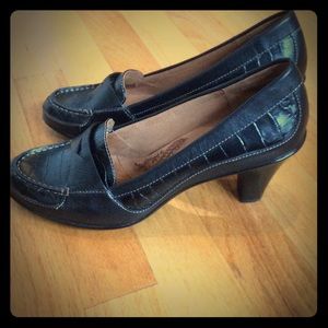Sofft heeled loafers