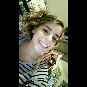 Meet your Posher, Mysti