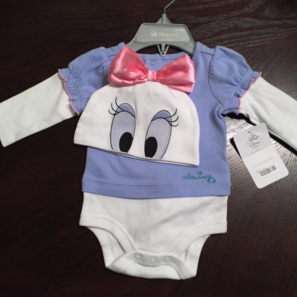 Disney "Daisy" Onsie with matching hat - Picture 1 of 3