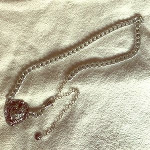 Lion head chain belt