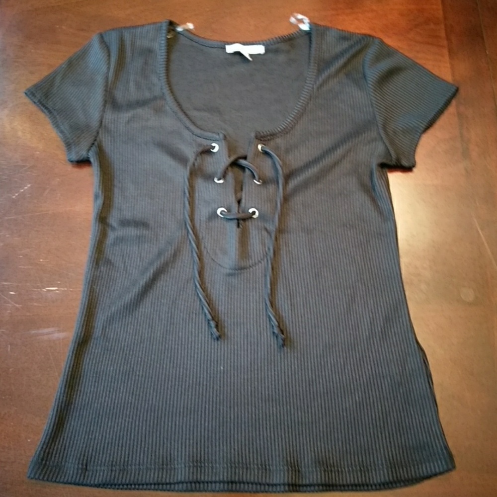 NWOT Charlotte Russe Cute Criss cross top