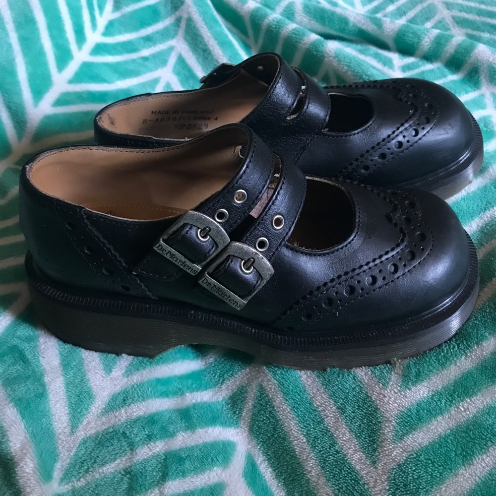 FOR TRADE BLACK MARY JANE DOC MARTENS