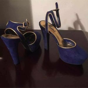 Candies blue suede heels
