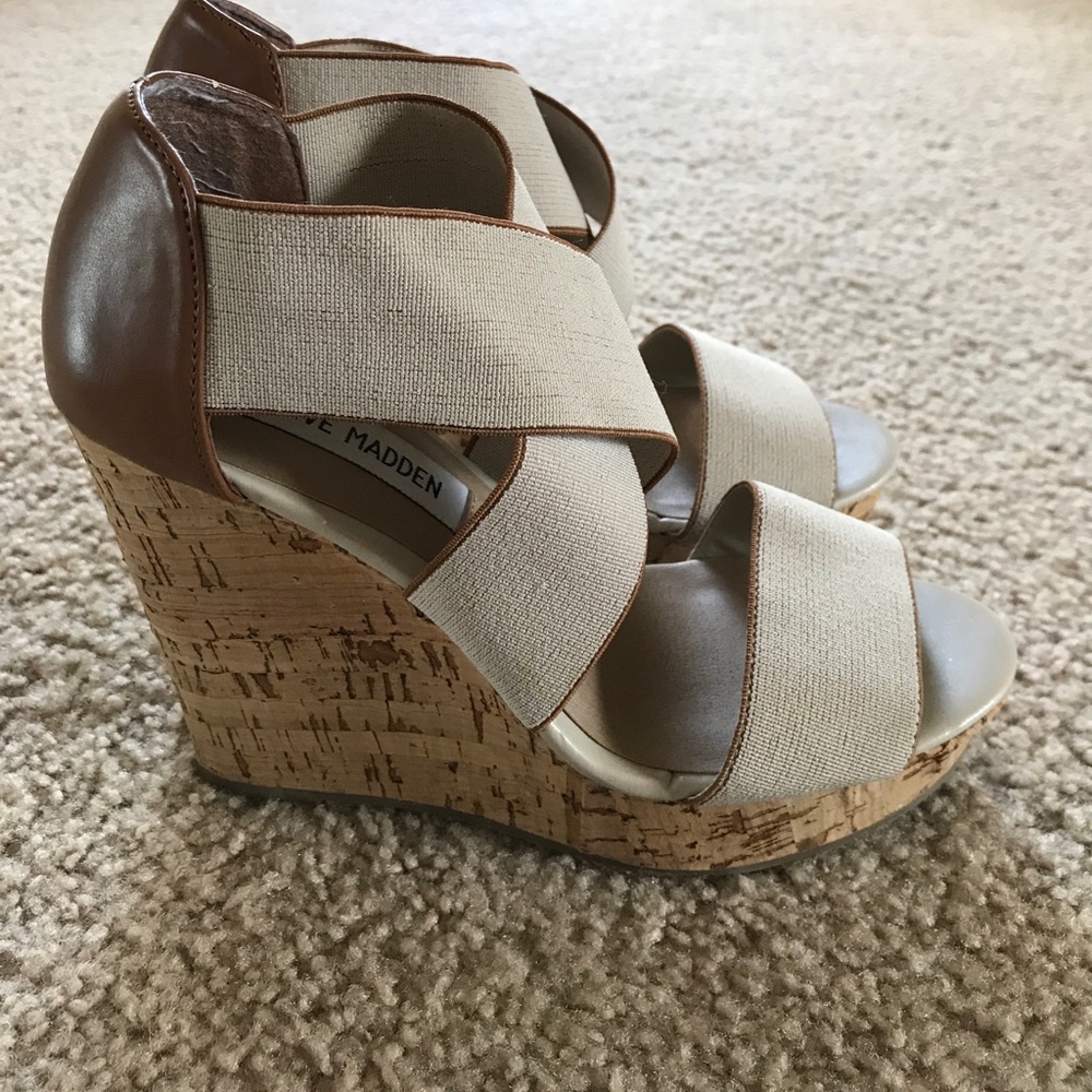 Steve Madden cork wedges size 6