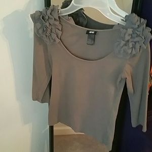 H&M three quarter sleeve blouse