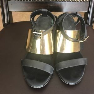 See By Chloe Sandals in Size 39 1/2, in Black.