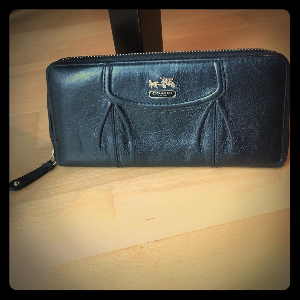 Black Leather Coach Wallet