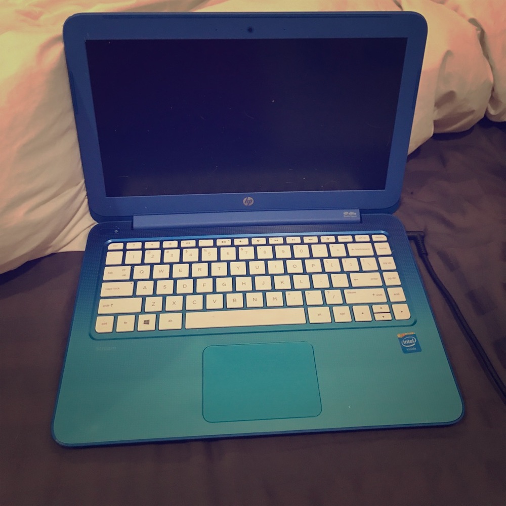Blue hp laptop