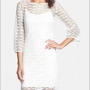 NWT Lilly Topanga Wavy Lace Dress - size XS