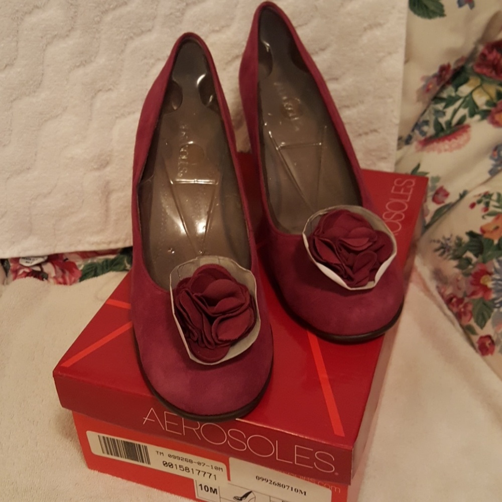 Aerosoles shoes brand new never wore. Size 10