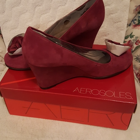 Aerosoles shoes brand new never wore. Size 10 - Picture 2 of 4