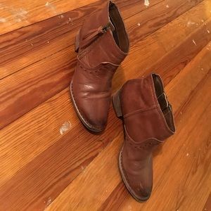 Giani Bernini booties