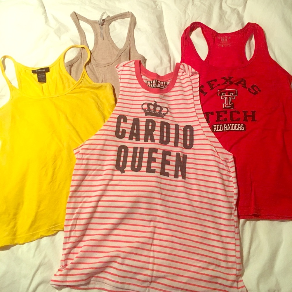 LIKE-NEW! 4 TANK TOPS! BUNDLE DEAL!