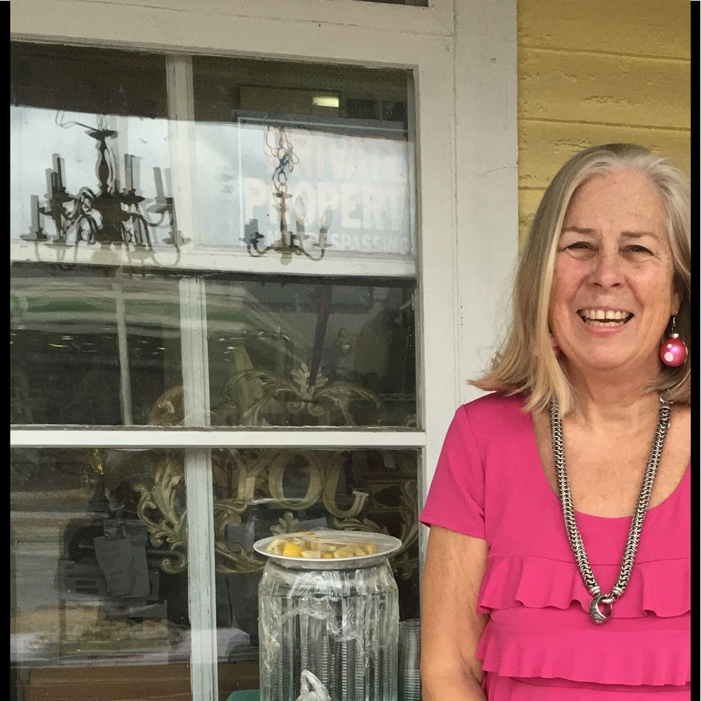 Meet your Posher, Molly