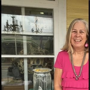 Meet your Posher, Molly