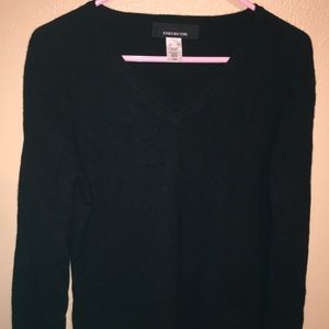 Jones New York 100% cashmere V-Neck sweater