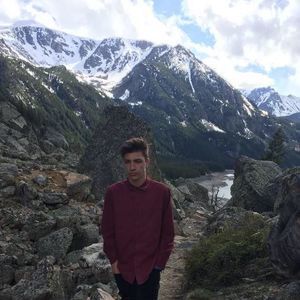 Meet your Posher, Carter