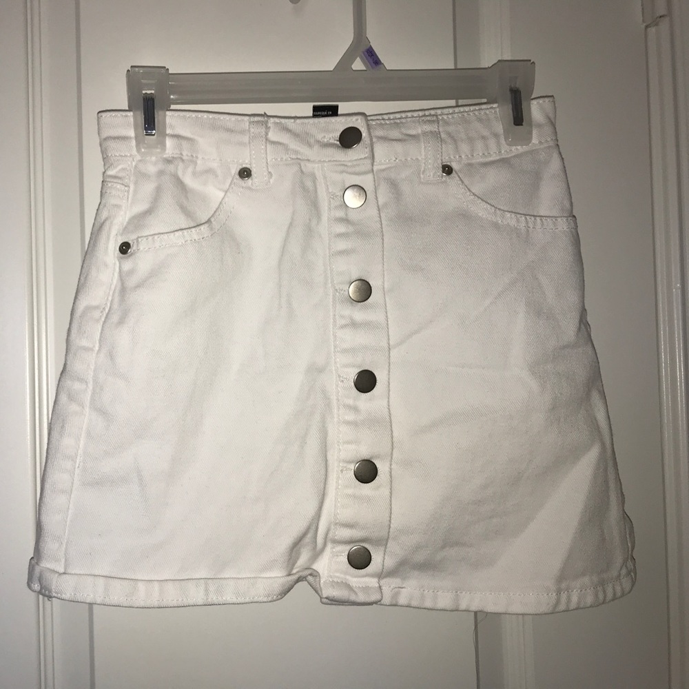 Forever 21 White Denim Mini skirt