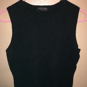 Valerie Stevens 100% cashmere short sleeve top