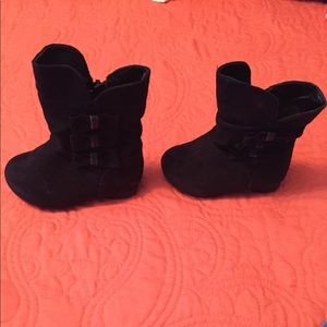 Toddler black boots