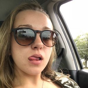 Meet your Posher, Ellen