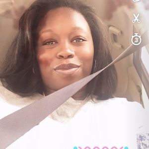 Meet your Posher, Whitney