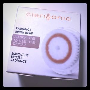 ✨Guaranteed Authentic Clarisonic Radiance Brush✨