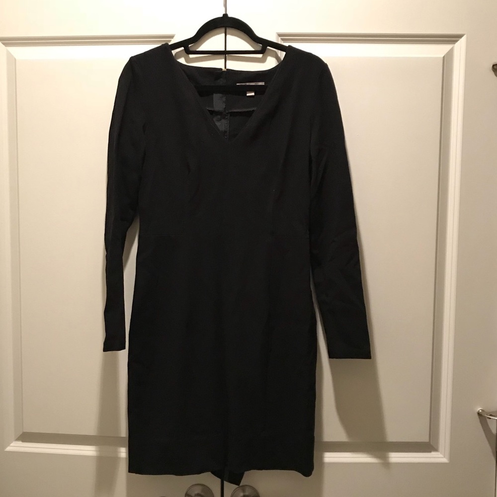 Banana Republic long sleeve black dress