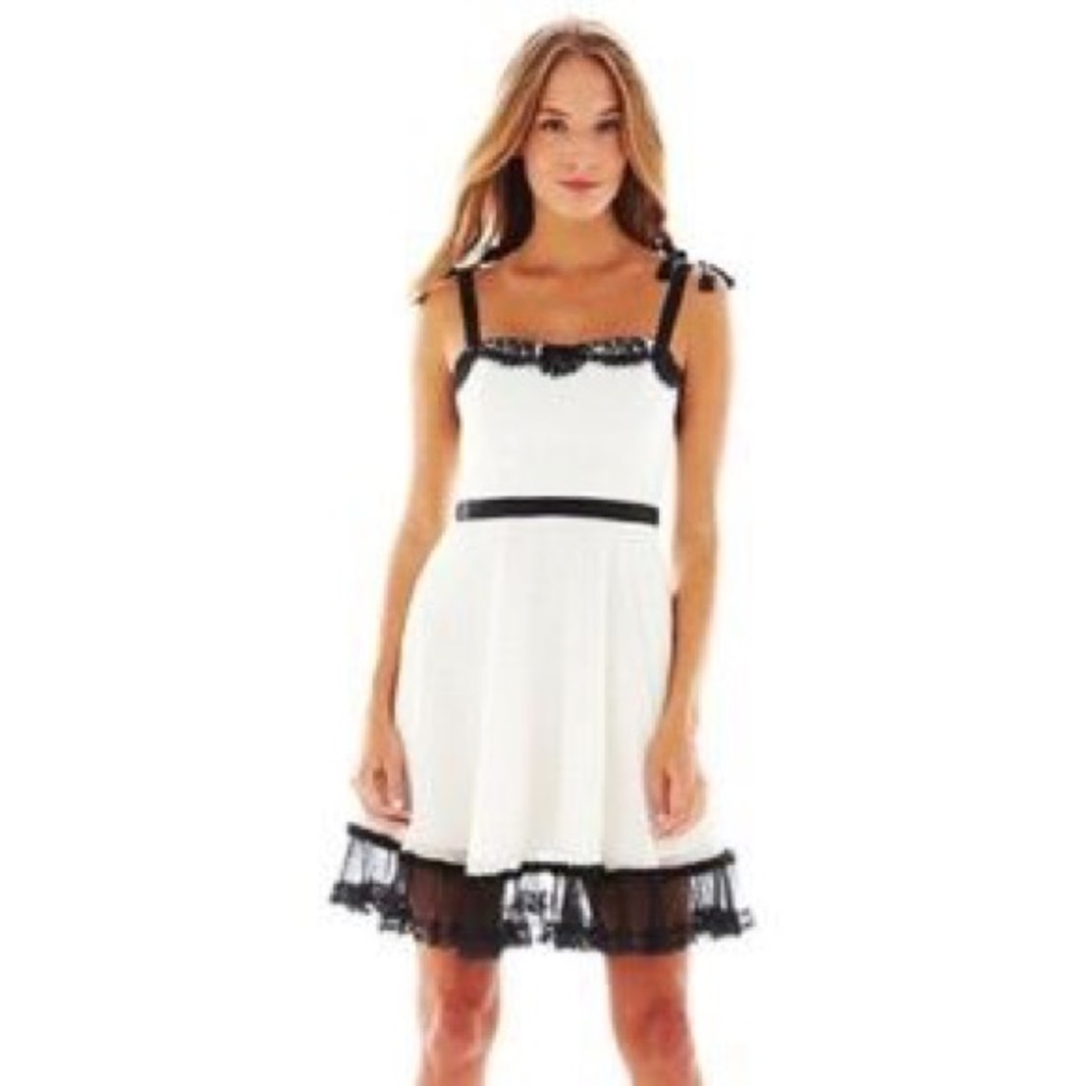 Marchesa Ivory & Black Cocktail Dress Sz. 4